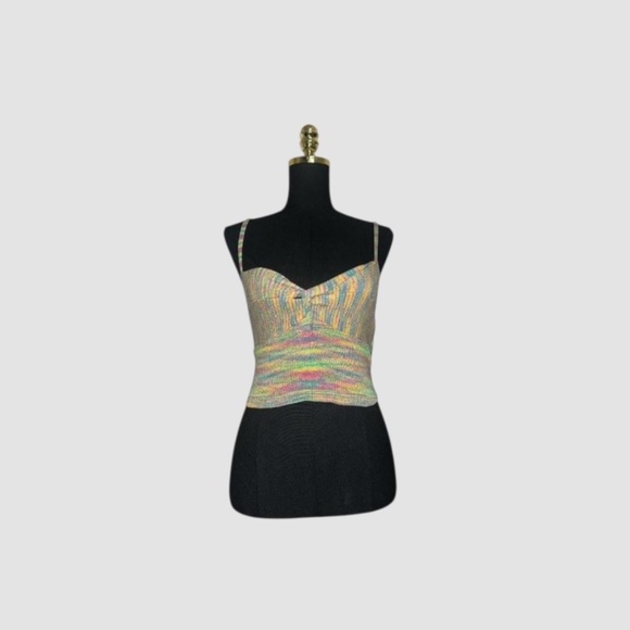 Crop Top - Picture 1 of 4